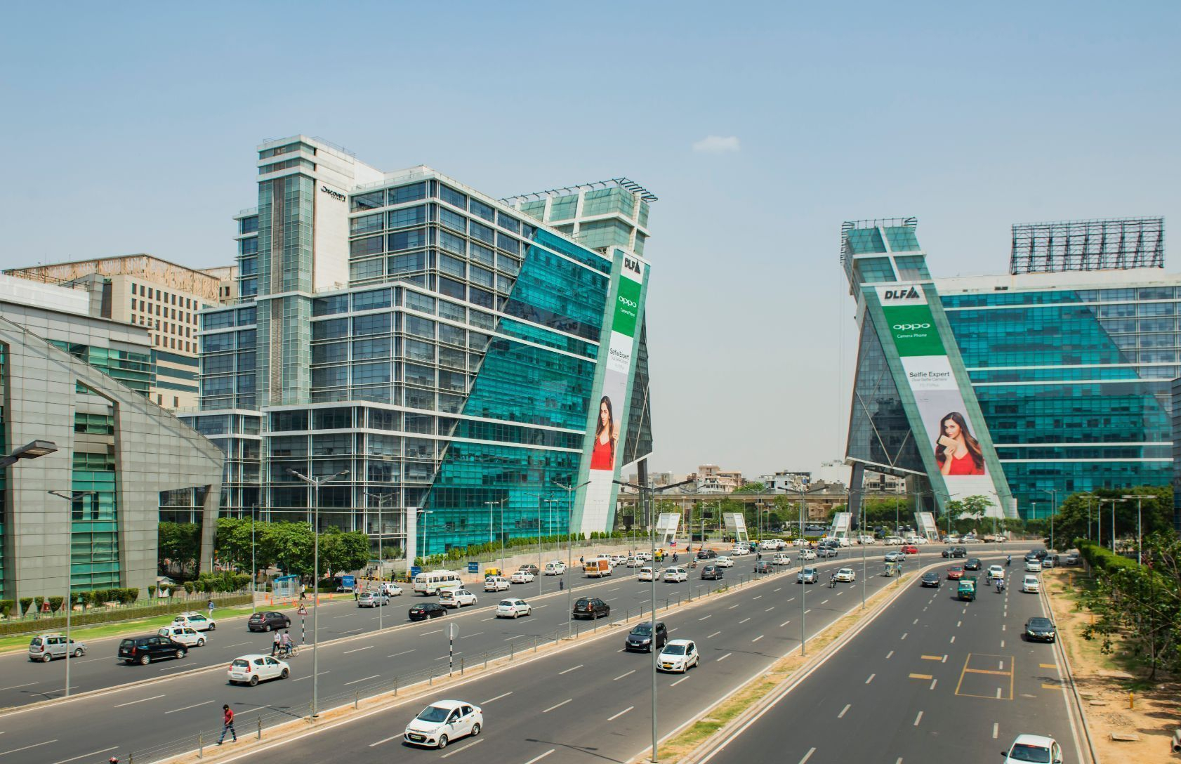 Discover the Magic of Real Estate in Gurgaon! Update